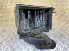 Корпус воздушного фильтра Nissan Navara (D40) 2004-2015 2011 2.5 D YD25DDTI