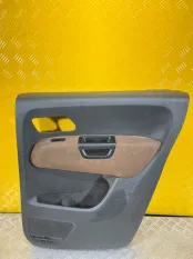 Обшивка двери задняя правая Volkswagen Amarok (2010-2016) 2011 ПИКАП 2.0 D CDCA