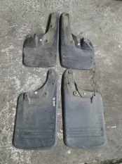 Брызговик (к-кт) Toyota Hilux (2005-2015) 2011 766260K150 ПИКАП 2.5 D 2KDFTV
