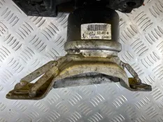 Подушка крепления двигателя Land Rover Range Rover Evoque I (2011-2018) 2015 BJ326F012AB ВНЕДОРОЖНИК 2.2 D 224DT