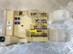 Блок предохранителей Toyota Rav 4 (CA40) (2012-2019) 2014 63583372 ВНЕДОРОЖНИК 2.2 D