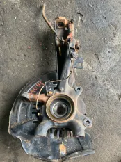 Кулак поворотный правый Toyota Hilux (2005-2015) 2014 3.0 D 1KDFTV