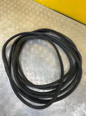 Уплотнитель Volkswagen Amarok (2010-2016) 2010 ПИКАП 2.0 D CDCA