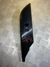 Кнопка стеклоподъемника переднего правого Toyota Hilux (2015-2021) 2015 ПИКАП 2.8 D 1GDFTV