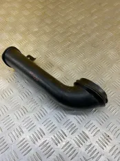 Патрубок воздушного фильтра Toyota Hilux (2005-2015) 2008 177510L010 ПИКАП 3.0 D 1KDFTV