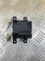 Моторчик заслонки печки Toyota Hilux (2015-2021) 2015 AE0638002241 ПИКАП 2.8 D 1GDFTV