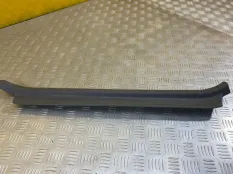 Накладка на порог внутренняя передняя правая Toyota Land Cruiser (100) 1998-2007 2000 4.2 D 1HDFTE