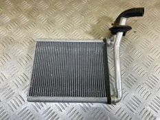Радиатор отопителя (печки) Toyota Hilux (2005-2015) 2012 871070K050 ПИКАП 2.5 D 2KDFTV