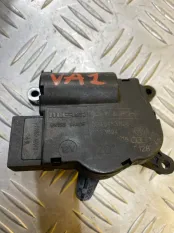 Моторчик заслонки печки Volkswagen Amarok (2010-2016) 2010 52411483R06 ПИКАП 2.0 D CDCA