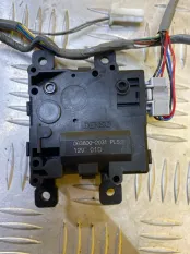 Моторчик заслонки печки Toyota Rav 4 (XA50) (2018-н.в.) 2020 0638002031 2.5 A25AFXS GIBRID