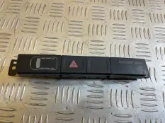 Блок кнопок Mitsubishi L200 (2015-2022) 2018 8002C293 2.4 D 4N15