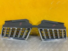 Решетка радиатора Mitsubishi L200 (2006-2015) 2011 ПИКАП 2.5 D 4D56