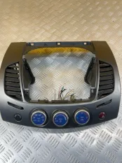 Накладка декоративная на торпедо Mitsubishi L200 (2006-2015) 2006 MN179800ZZ ПИКАП 2.5 D 4D56