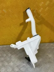 Бачок омывателя Toyota Hilux (2005-2015) 2010 853150K010