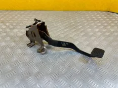 Педаль тормоза ISUZU D-Max II (2012-2021) 2015 ПИКАП 2.5 D TFS86J