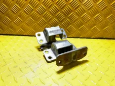 Петля двери Nissan CABSTAR V (2006-2014) 2011 ГРУЗОВОЙ 2.5 D YD25DDTI
