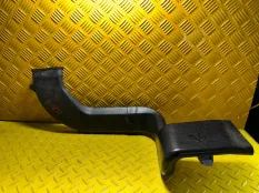 Воздухозаборник Dodge Caliber I (2006-2012) 2007 05058199AB 2.0 I ECN
