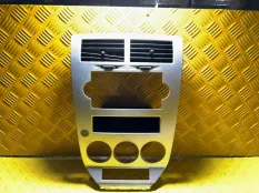 Рамка под магнитолу Dodge Caliber I (2006-2012) 2007 2.0 I ECN