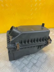 Корпус воздушного фильтра Land Rover Freelander II (2006-2014) 2008 ПИКАП 2.2 D 224DT