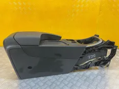 Подлокотник Opel Insignia 2008-2013 2009 2.8 I
