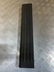 Накладка на порог внутренняя передняя левая Ford Ranger III (2011-2023) 2013 AB392113201AAW ПИКАП 2.2 D GBVAJQJ