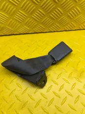 Ответная часть ремня безопасности Toyota Rav 4 (XA30) (2005-2014) 2006 E034501 2.0 I 1AZFE
