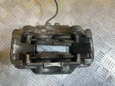 Суппорт передний левый Toyota Hilux (2005-2015) 2015 3.0 D 1KDFTV