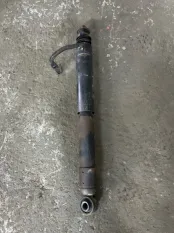 Амортизатор задний Toyota Land Cruiser Prado 150 (2009-2023) 2014 4853069535 ВНЕДОРОЖНИК 3.0 D 1KDFTV