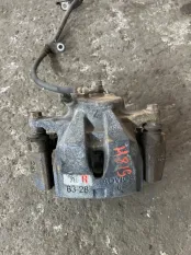 Суппорт передний правый Toyota Rav 4 (XA30) (2005-2014) 2006 4773042090 2.0 I 1AZFE