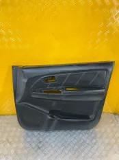Обшивка двери передняя правая Toyota Hilux (2005-2015) 2014 ПИКАП 2.5 D 2KDFTV