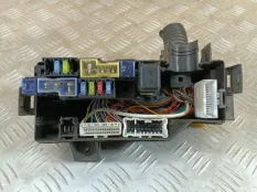 Блок предохранителей Nissan Navara (D40) 2004-2015 2010 2.5 D YD25DDTI