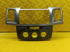 Рамка под магнитолу Toyota Hilux (2005-2015) 2014 ПИКАП 2.5 D 2KDFTV