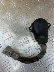 Клапан пневмоподвески Toyota Sequoia II 2008 - 2022 2013 5.7 I 3URFE