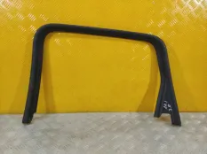 Молдинг стекла заднего Volkswagen Touareg II 2010-2014 2011 3.0 I