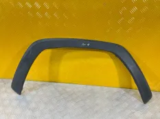 Молдинг крыла переднего правого Toyota Rav 4 (XA50) (2018-н.в.) 2019 7560142160 2.5 I A25AFXS