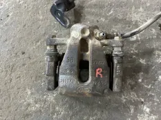 Суппорт задний правый Toyota Rav 4 (XA30) (2005-2014) 2006 4783042060 2.0 I 1AZFE