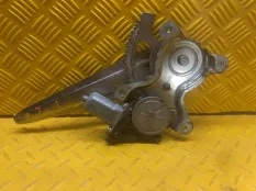 Стеклоподъемник электр. задний левый Toyota Hilux (2005-2015) 2014 857100K020 ПИКАП 2.5 D 2KDFTV