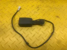 Ответная часть ремня безопасности Toyota Rav 4 (XA30) (2005-2014) 2006 6098398249 2.0 I 1AZFE