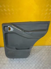 Обшивка двери задняя правая Nissan Pathfinder (R51M) 2004-2013 2006 829003X60A ВНЕДОРОЖНИК 2.5 D YD25DDTI