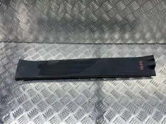 Накладка на порог внутренняя передняя правая Toyota Hilux (2015-2021) 2017 67913KK010 2.4 D 2GDFTV