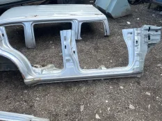 Порог правый Nissan Pathfinder (R51M) 2004-2013 2007 ВНЕДОРОЖНИК 2.5 D YD25DDTI