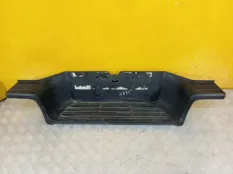 Накладка заднего бампера Toyota Hilux (2015-2021) 2017 521590K300 2.4 D 2GDFTV
