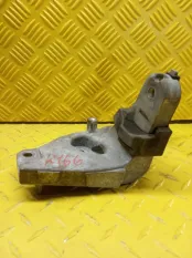 Кронштейн двигателя Toyota Rav 4 (XA50) (2018-н.в.) 2019 1230325020 2.5 I A25AFXS