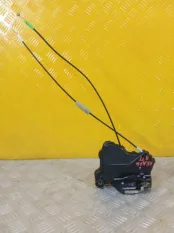 Замок двери передней правой Toyota Hilux (2005-2015) 2014 690300K060 3.0 D 1KDFTV
