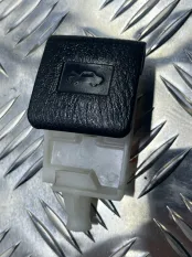 Ручка открывания капота Toyota Hilux (2005-2015) 2014 ПИКАП 2.5 D 2KDFTV