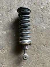 Амортизатор передний правый Nissan Pathfinder (R51M) 2004-2013 2007 56100EB31E ВНЕДОРОЖНИК 2.5 D YD25DDTI
