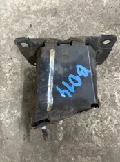 Кронштейн усилителя бампера переднего (домик) Infiniti FX 30D ( 2002-2013) 2012 3.0 D V9X