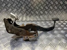 Педаль тормоза Toyota Hilux (2005-2015) 2014 ПИКАП 2.5 D 2KDFTV