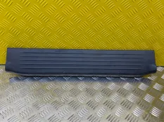 Накладка на порог внутренняя передняя правая Toyota Hilux (2005-2015) 2014 679130K010 ПИКАП 2.5 D 2KDFTV