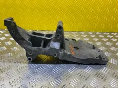 Кронштейн генератора Nissan Pathfinder (R51M) 2004-2013 2009 ВНЕДОРОЖНИК 2.5 D YD25DDTI